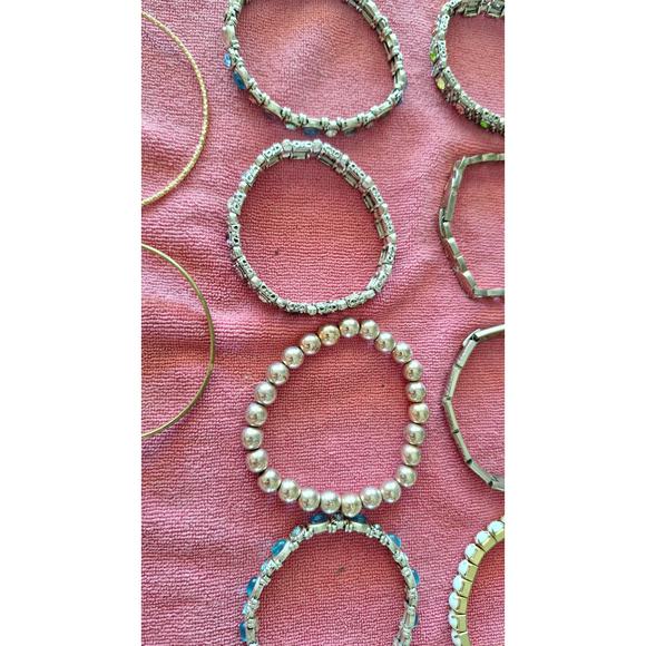 Large lot of 11 bangle type bracelets - Picture 3 of 8